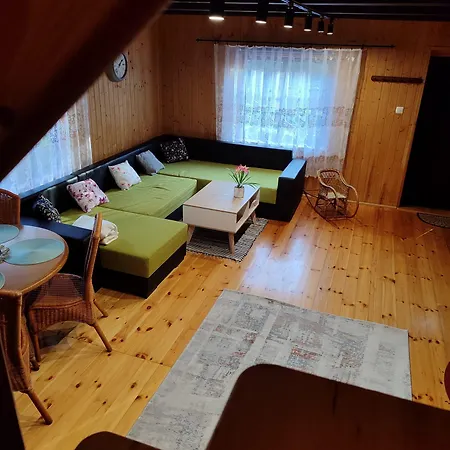 Bajkowe Chatki Hébergement de vacances